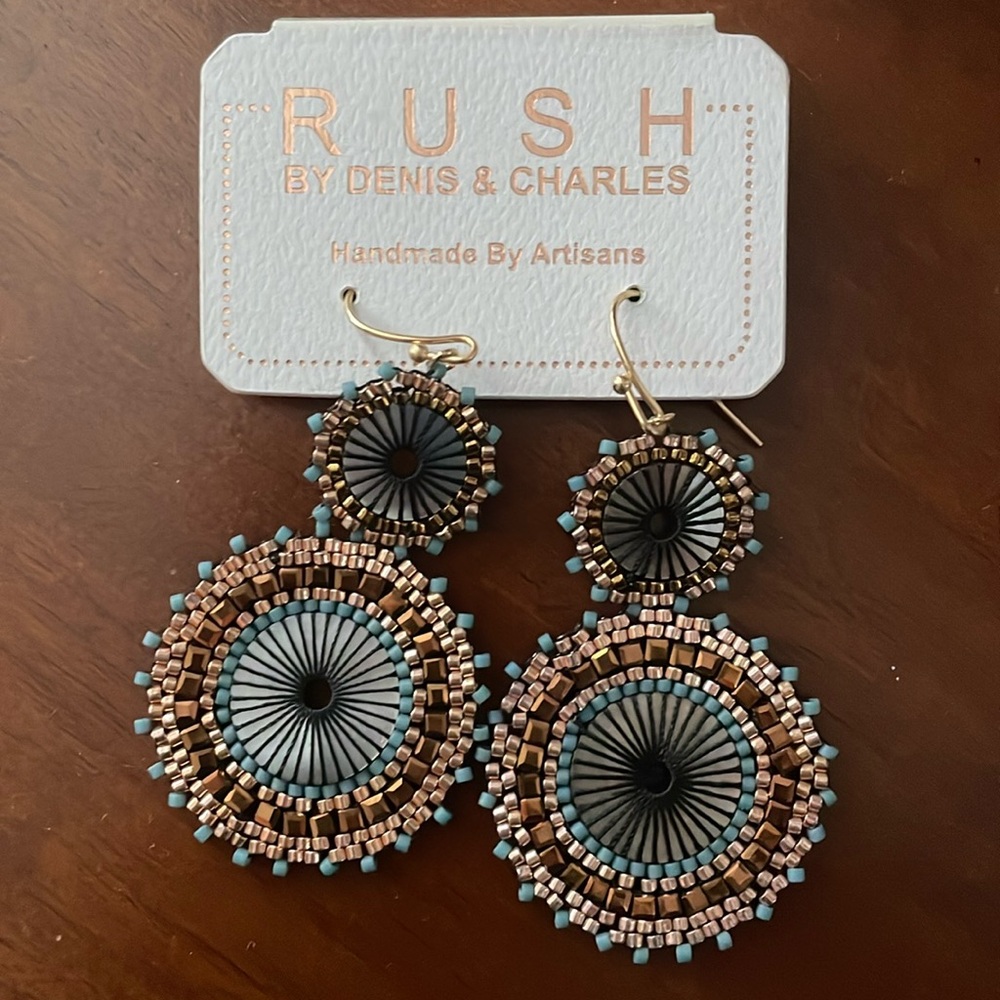 2 Tier Earring-never worn